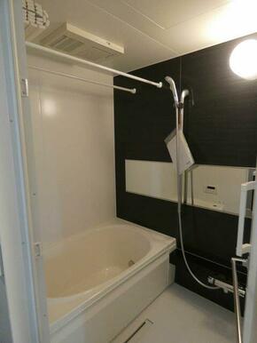 浴室乾燥機付きで雨の日の洗濯物も◎