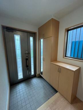 シューズボックス付き玄関