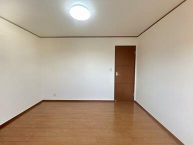 洋室６帖(中央)