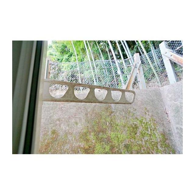 物干し竿掛けあり