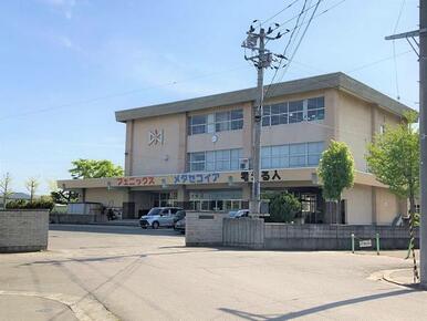 南中学校まで徒歩14分（約1100ｍ）
