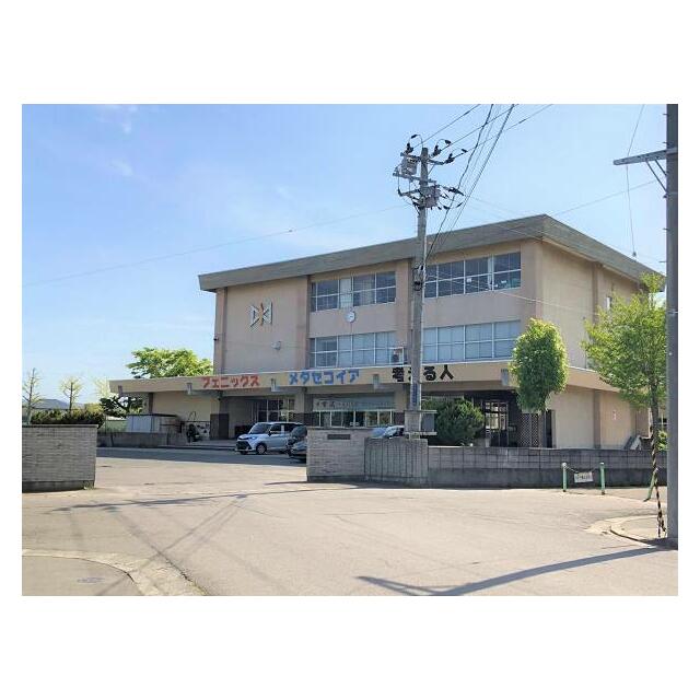 南中学校まで徒歩14分（約1100ｍ）