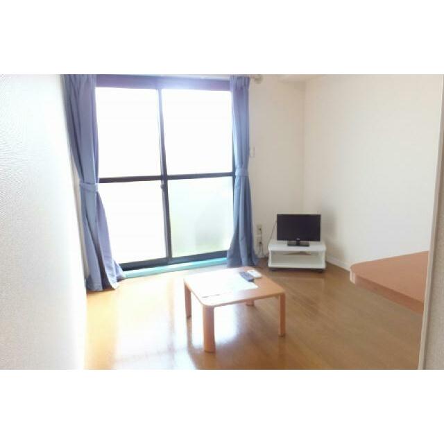 家具家電設置済みのお部屋です