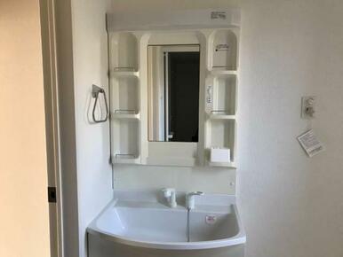 洗髪洗面化粧台