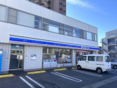 ローソン名東社台店