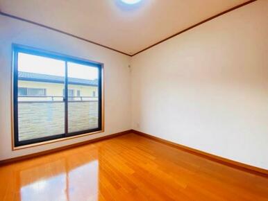 2階西側洋室（2）