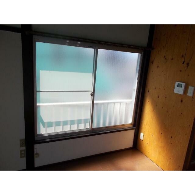 バルコニー（写真は別の部屋のものです）