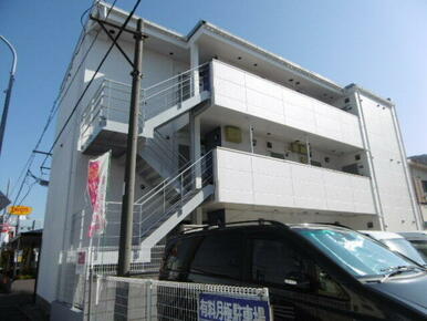 常磐線「南柏」駅徒歩6分。