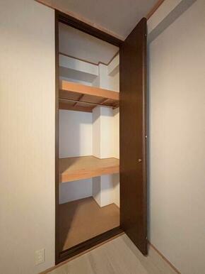 別部屋・反転タイプ参考写真となります