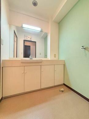 別部屋・反転タイプ参考写真となります