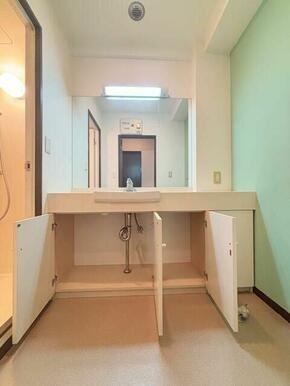 別部屋・反転タイプ参考写真となります