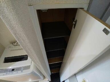 シューズボックス