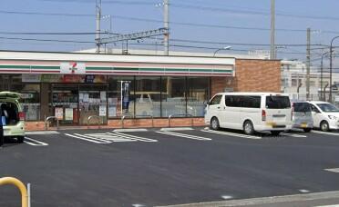 セブンイレブン阪南市役所前店