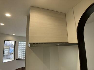キッチン　換気扇　新品交換済みです