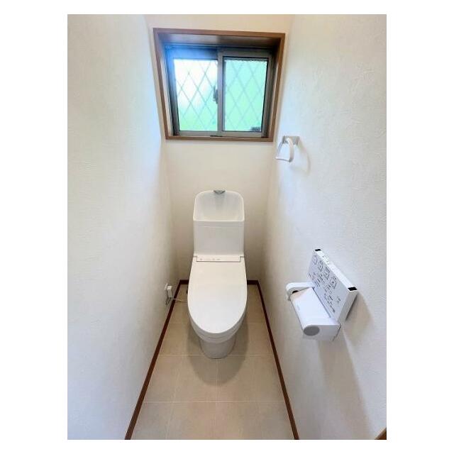 トイレ　新品交換済み