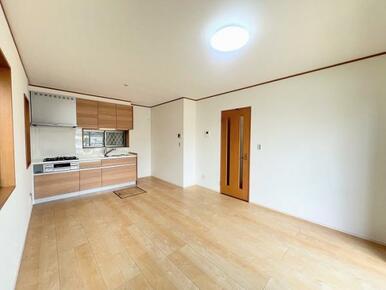 1階LDK約11帖　別角度から