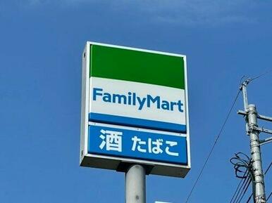 ファミリーマート サンロード熊本良町店