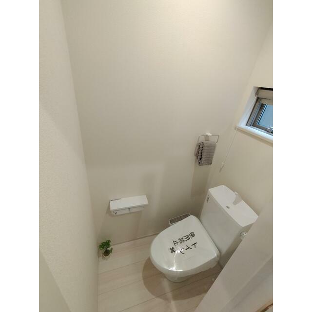 ウォシュレット付きです。
