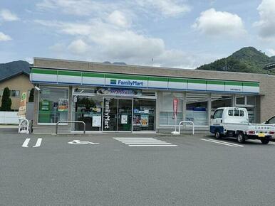 ファミリーマート長野若穂綿内店