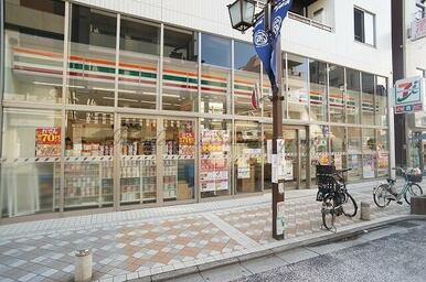 セブンイレブン横浜藤棚商店街店