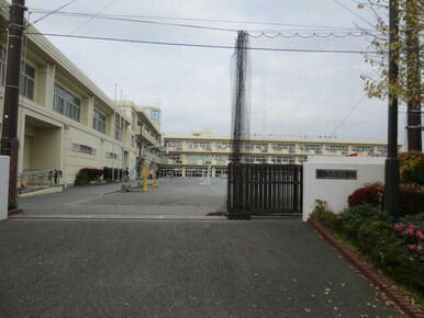 横浜市立奈良の丘小学校