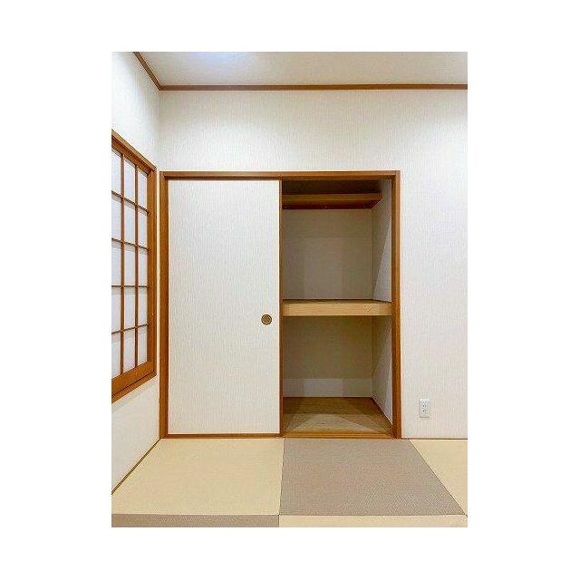 「和室約４．５帖　収納」