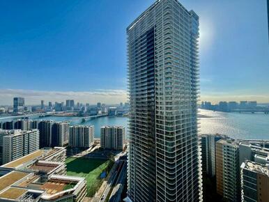 30階バルコニーからの眺望になります。