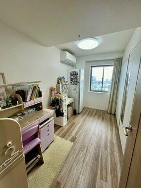 約５帖の洋室になります。