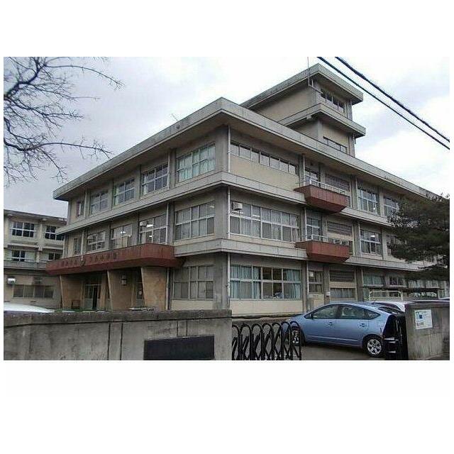 福島市立瀬上小学校まで750m