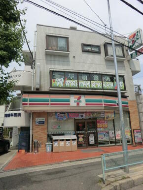 セブンイレブン金谷店