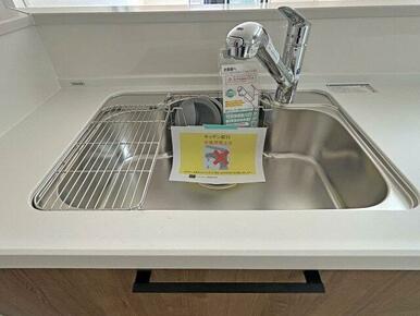 シンク周りのお掃除もしやすく、綺麗が保てます。