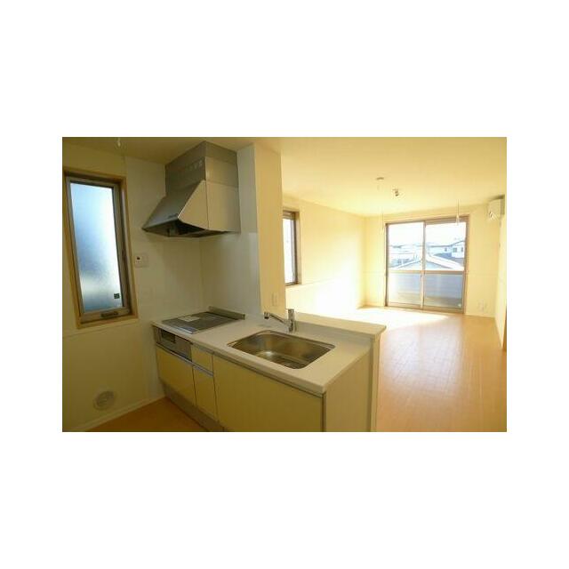 ☆お手入れ楽々ＩＨコンロ＆魚焼グリル付システムキッチン！ＩＨコンロは火を使わないので火災の恐れが少…