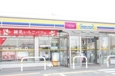 ミニストップ伊勢上地店