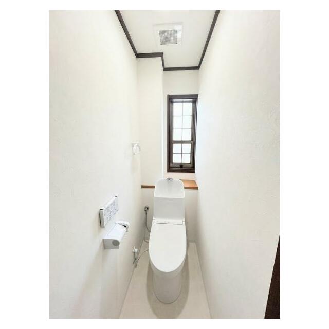 トイレ新品交換済み