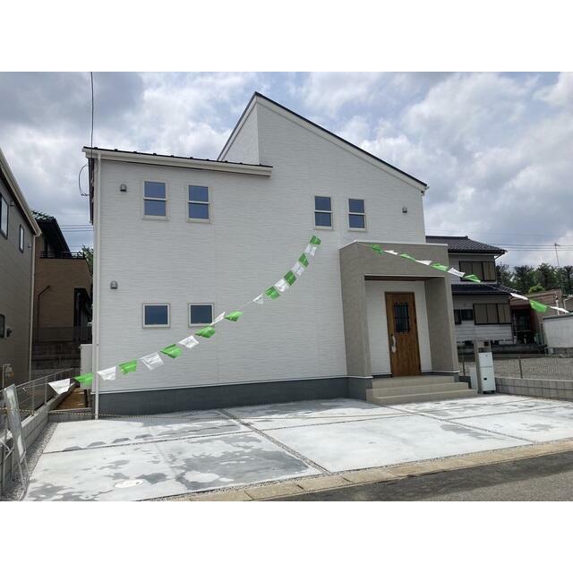 日を重ねるごとにこの佇まいに愛着が湧いてきそう（1号棟）
