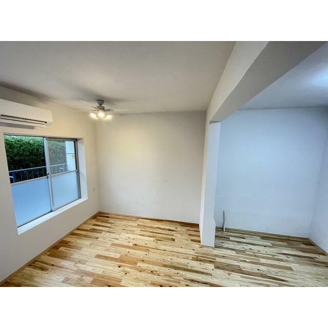 天然木の温もりある空間