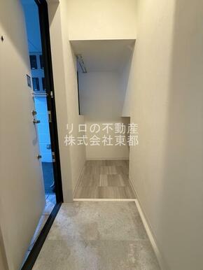 すっきりシンプルな玄関スペースです！