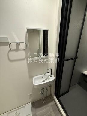 嬉しい洗面台は独立タイプ！
