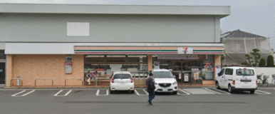 セブンイレブン厚木坊中店