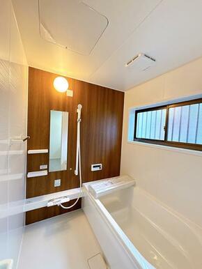 「浴室」1616サイズのユニットバス、新品交換済み