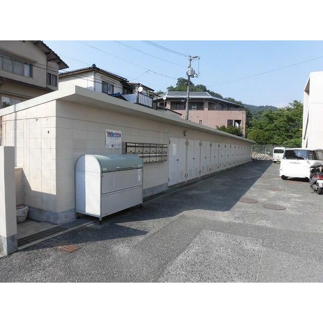 屋外倉庫