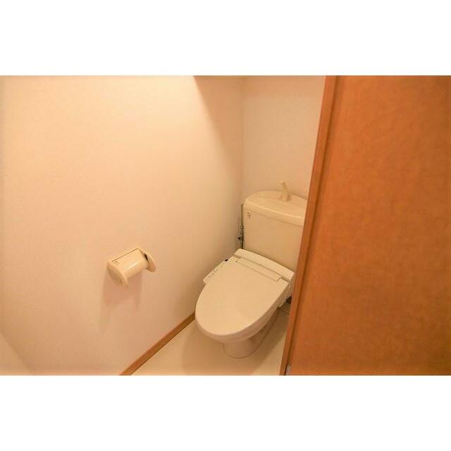 温水洗浄暖房便座付で快適（※現状優先となります）