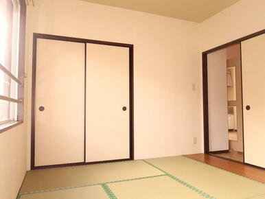 ゆったりした6帖の和室です！