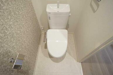 トイレは温水洗浄便座でございます