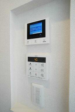 モニター付きインターホンがございます