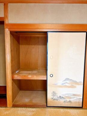 「1階和室」各室収納つきです