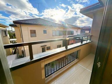 「バルコニー」南向きで日当たり良好です