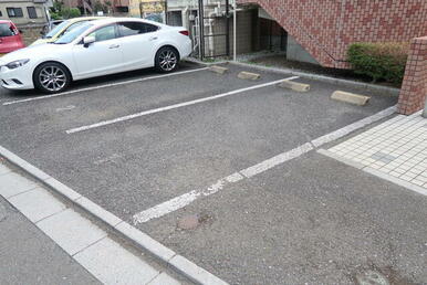 敷地内駐車場です♪※要空確認