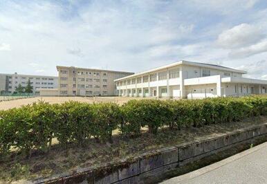 富山市立新庄中学校