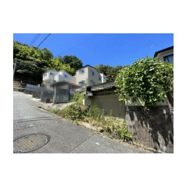 前面道路含む現地写真です